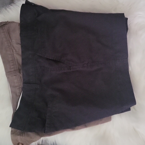 Old Navy 5" shorts size 6 favorite KHAKI - Picture 1 of 5